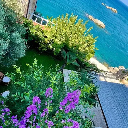 Ferienwohnung Le Petit Bonheur Ulcinj Exterior foto