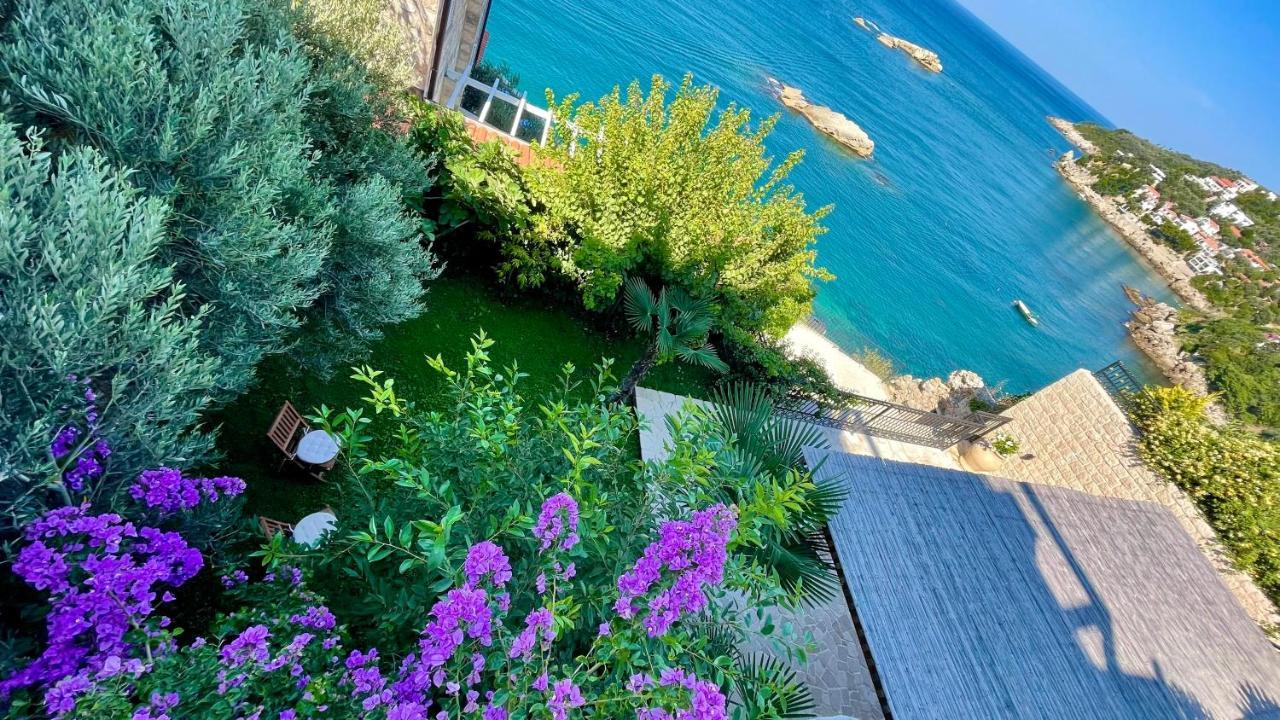 Le Petit Bonheur Ulcinj